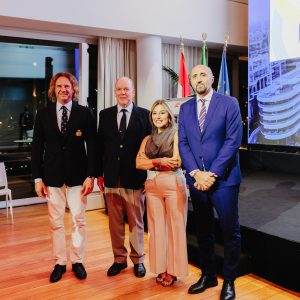 Massimiliano Mordenti, S.A.S. le Prince Albert II de Monaco, S.E. Madame l’Ambassadrice Manuela Ruosi and Diego Nargiso.